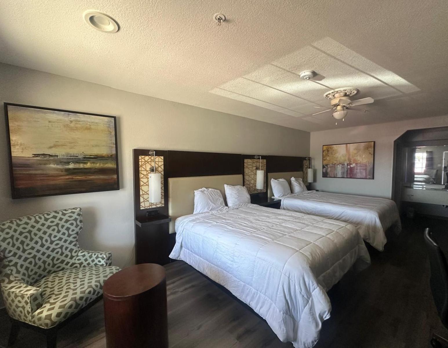 Executive Inn & Suites West Columbia Exteriör bild